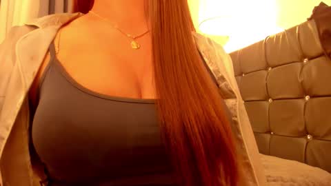 kelly lee online show from March 8, 10:08 am