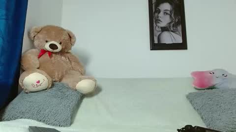 angie online show from April 23, 10:44 pm
