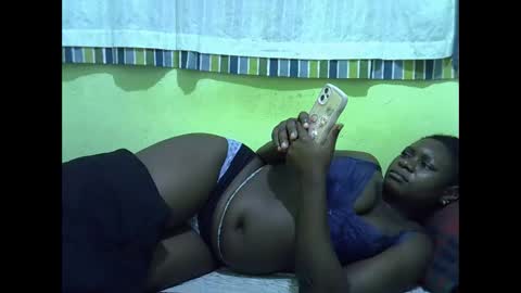 hot_girlly online show from March 17, 5:45 am