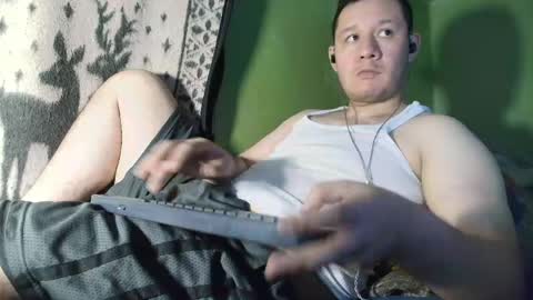 hot_guy36 online show from April 29, 3:33 am