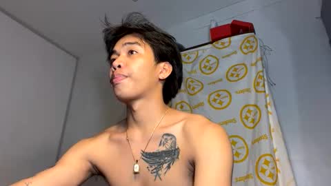 hot_kianxx online show from December 22, 8:10 am