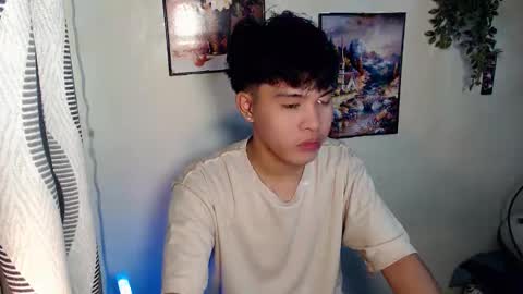 mark online show from March 18, 3:29 pm