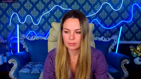 hot_natallie online show from November 19, 2:05 pm