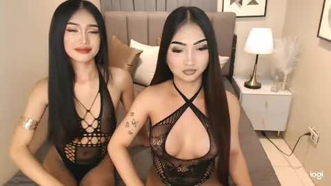 hot_nikki69 online show from March 6, 6:56 am