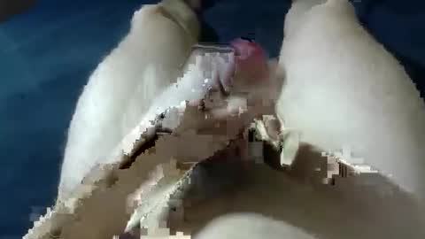 hot_sam28 online show from December 8, 2:52 pm
