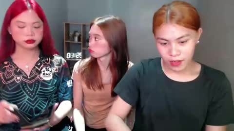 Selena online show from December 28, 5:55 am