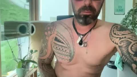 letmedoo2 online show from October 3, 4:48 pm