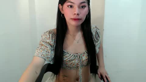 Yanna online show from June 6, 11:05 am