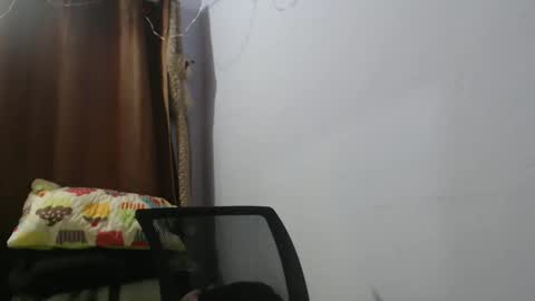 Hot and PowerHOPE U MISS ME online show from February 7, 3:34 am