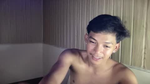 hotasian_jerome online show from April 29, 1:27 pm