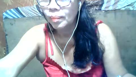 Snapshot of hotbetty_45 chatting on October 12, 3:21 am hotbetty_45 online show from October 12, 3:21 am
