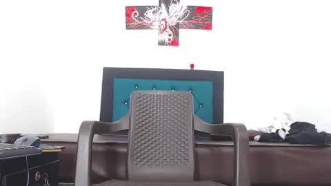 hotboyluxe online show from March 14, 9:57 am