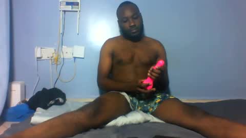 hotboys2026 online show from May 10, 9:54 pm