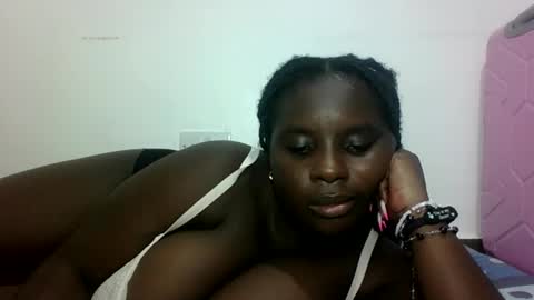 Snapshot of hotebbbyy chatting on October 5, 7:21 pm EBBY online show from October 5, 7:21 pm