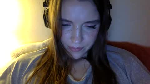 effy online show from November 18, 10:24 pm