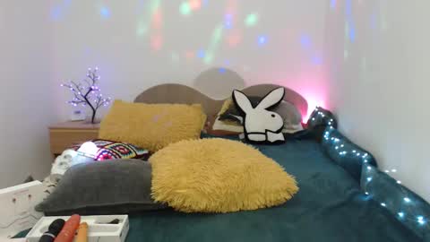 hotgirlkarina online show from November 4, 4:47 am