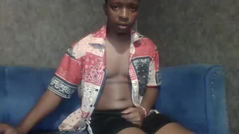 hotguyy001 online show from March 4, 6:26 am