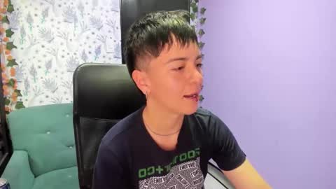 Snapshot of hothannah_ chatting on October 19, 3:22 am hannah online show from October 19, 3:22 am