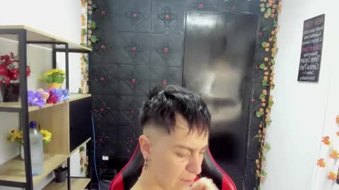 hannah online show from March 4, 2:41 am