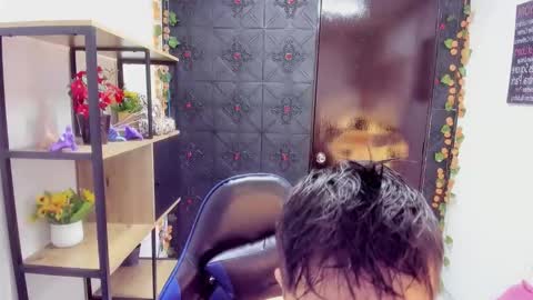 hannah online show from April 28, 2:38 am