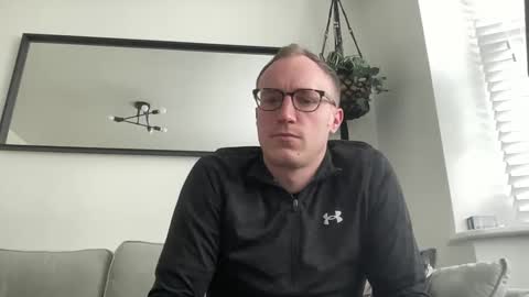 hotholby86 online show from December 29, 1:17 pm