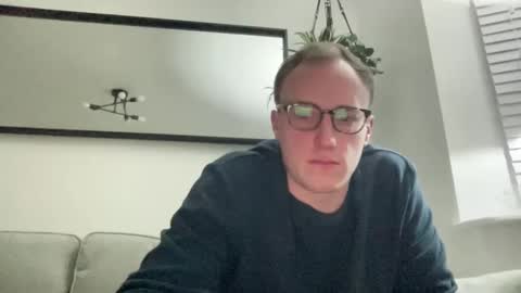 hotholby86 online show from January 18, 5:37 pm