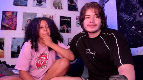 Sam and Nico online show from May 2, 4:40 am