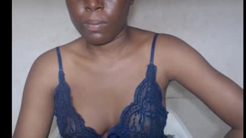 Snapshot of hotjessie0 chatting on October 12, 6:17 am hotjessie0 online show from October 12, 6:17 am