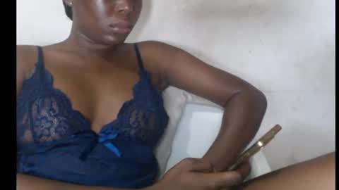 Snapshot of hotjessie0 chatting on September 23, 5:12 am hotjessie0 online show from September 23, 5:12 am