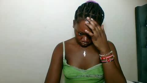 LOYCE online show from June 15, 9:40 pm