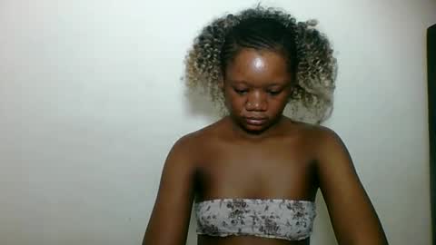 LOYCE online show from June 7, 10:59 pm