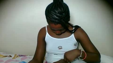 LOYCE online show from April 23, 7:37 pm