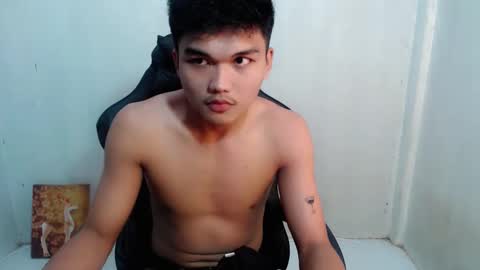 hotking_cummer online show from February 9, 10:30 am