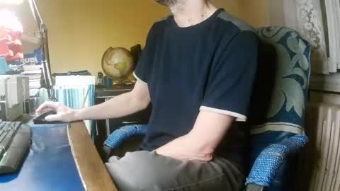 hotleopold online show from April 30, 10:14 pm