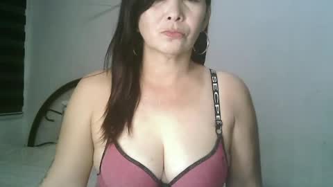 hotmamajen4u online show from June 25, 1:46 am