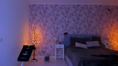 hotmolly_ online show from April 29, 6:13 pm