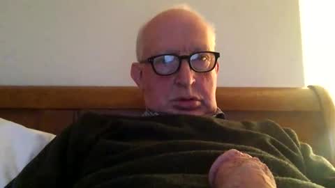 hotmuff99 online show from December 2, 4:05 pm