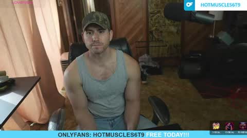 hotmuscles6t9 online show from April 27, 2:36 pm