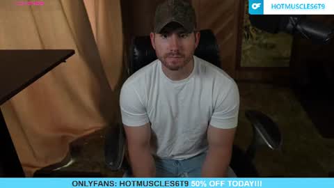 hotmuscles6t9 online show from July 13, 10:02 pm