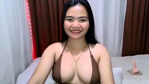 hotness_joy online show from April 29, 2:38 am
