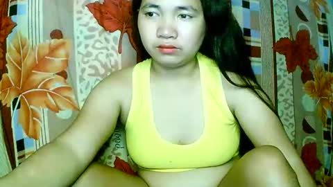 hotpussy_lipsxx69 online show from January 14, 11:35 pm