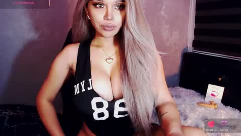 Marga Avery online show from August 2, 4:53 pm