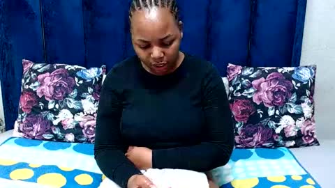 hotsmalltitsx online show from July 20, 7:48 pm