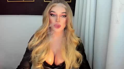 STELLA online show from February 28, 5:50 pm