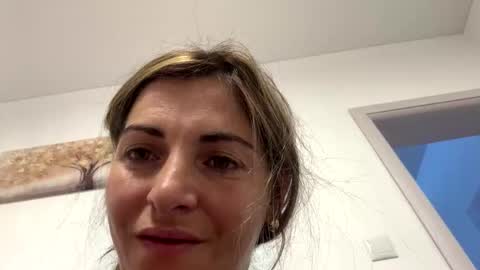 hottalicia2 online show from April 30, 11:15 am