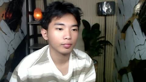 hottestloues online show from June 26, 5:02 am