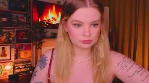 Snapshot of hottie_jane chatting on September 28, 7:23 pm Jane online show from September 28, 7:23 pm