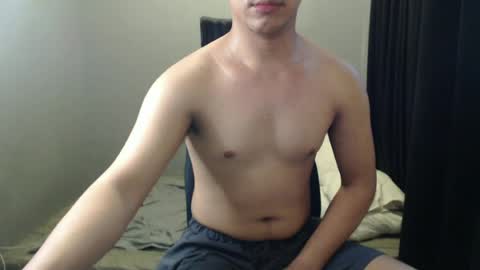 hottie_kyle69 online show from June 16, 7:01 am