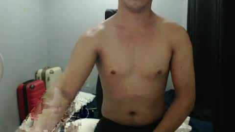 hottie_kyle69 online show from June 24, 7:37 am