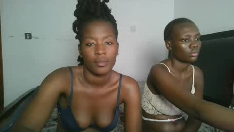 hottie_mistie online show from June 27, 12:22 pm
